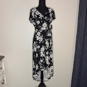 Chic Black and White Floral High Low Dress
